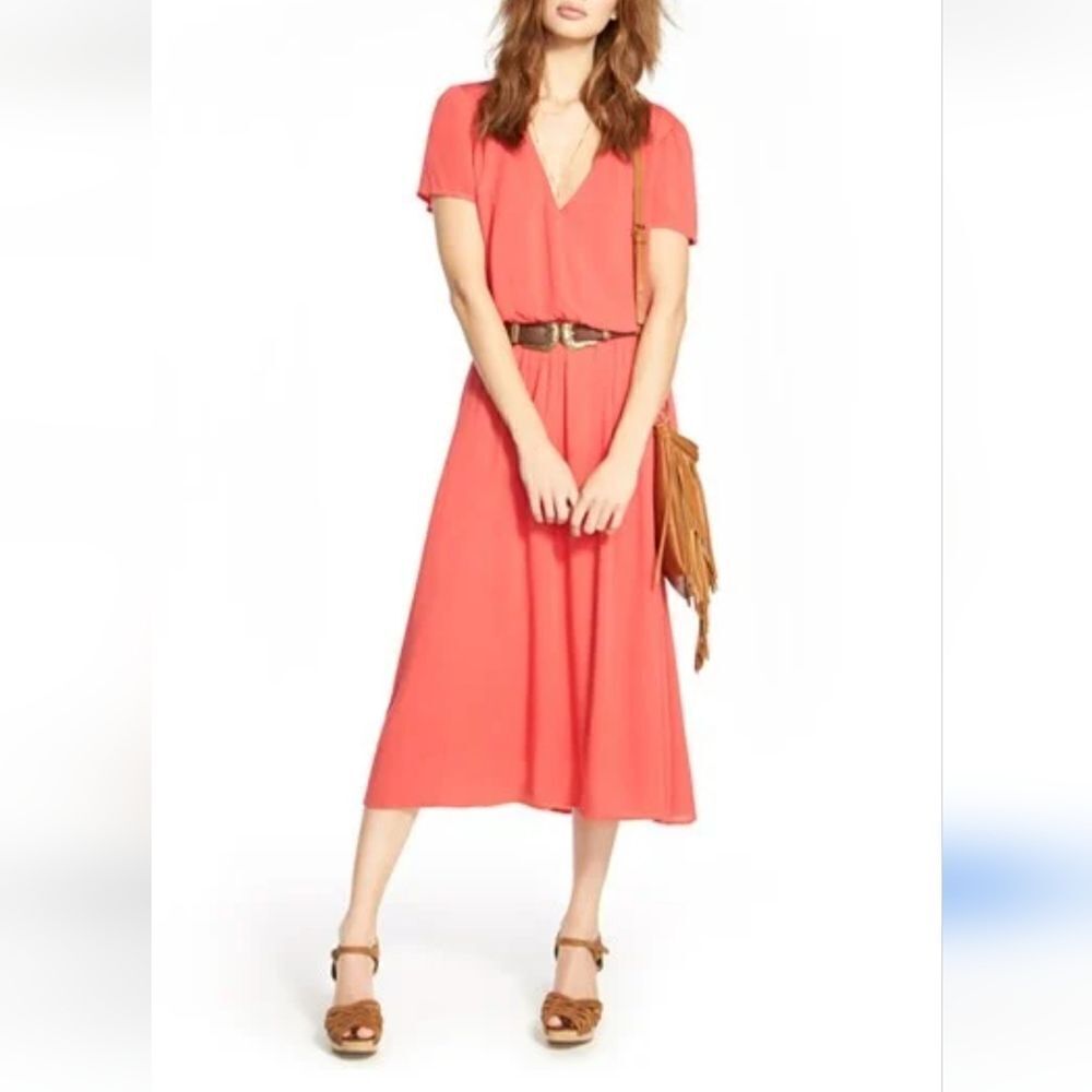 Wayf Crinkly Dress 